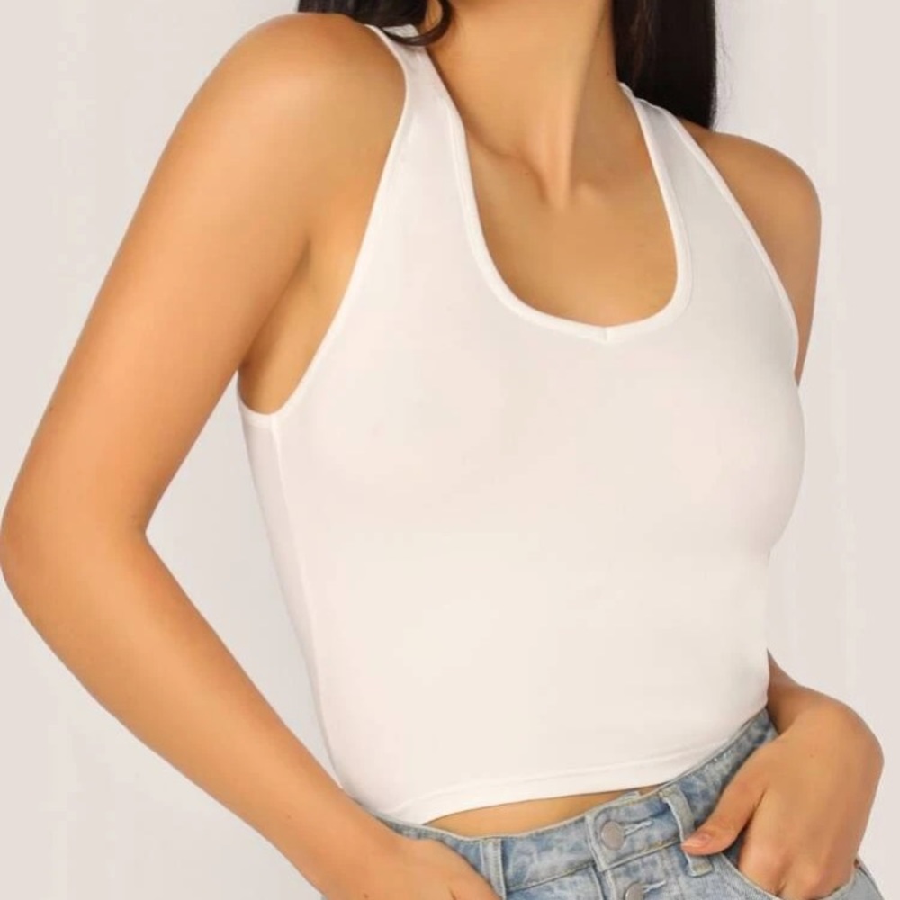 🐚ROMWE White Crop Tank top